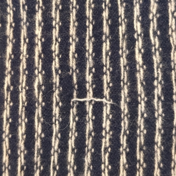 Lamb's Wool Sweater - Black Brown 1826 - Picture 9 of 9